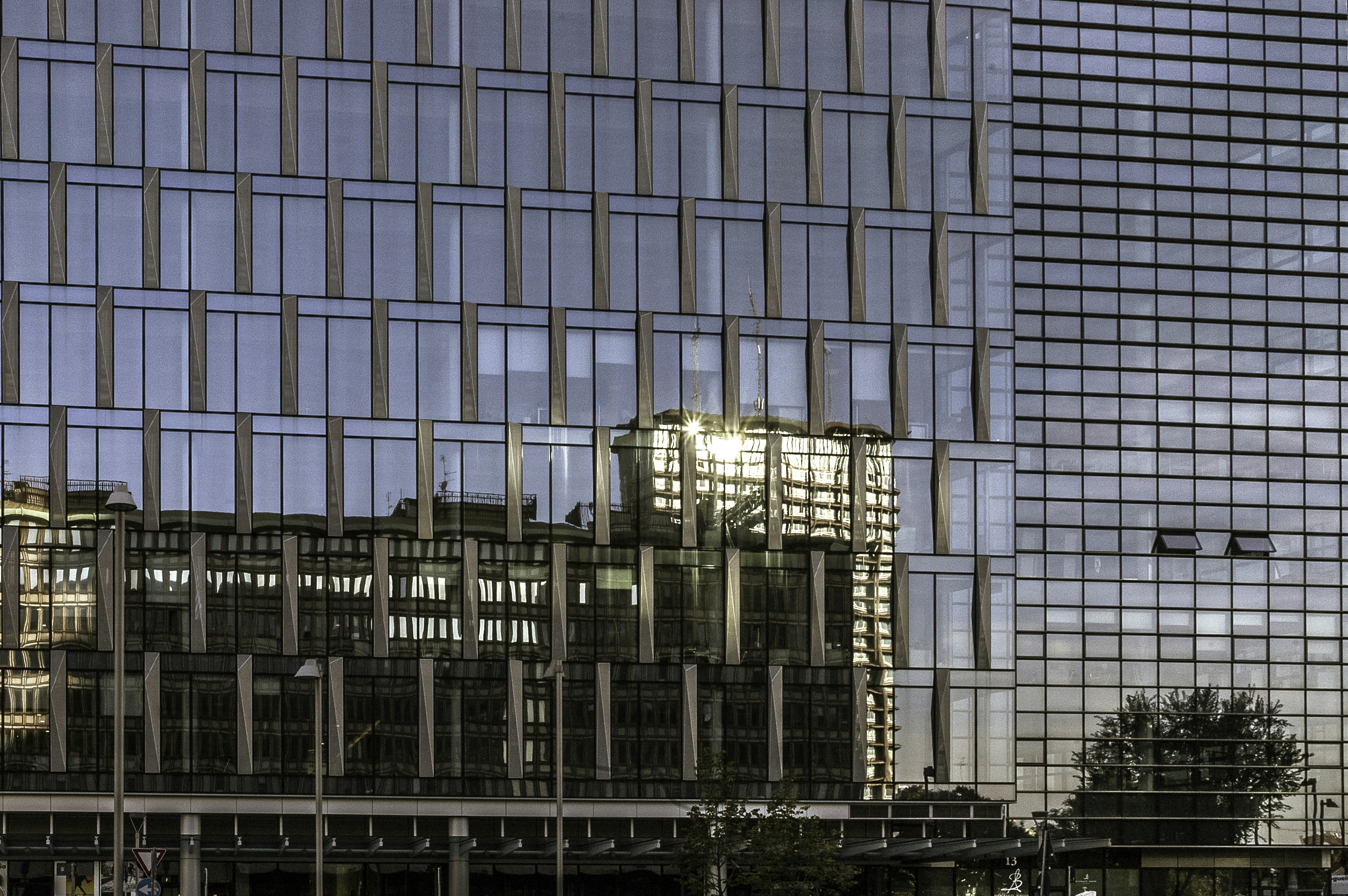 Free Unsplash photo from Andrea Pol