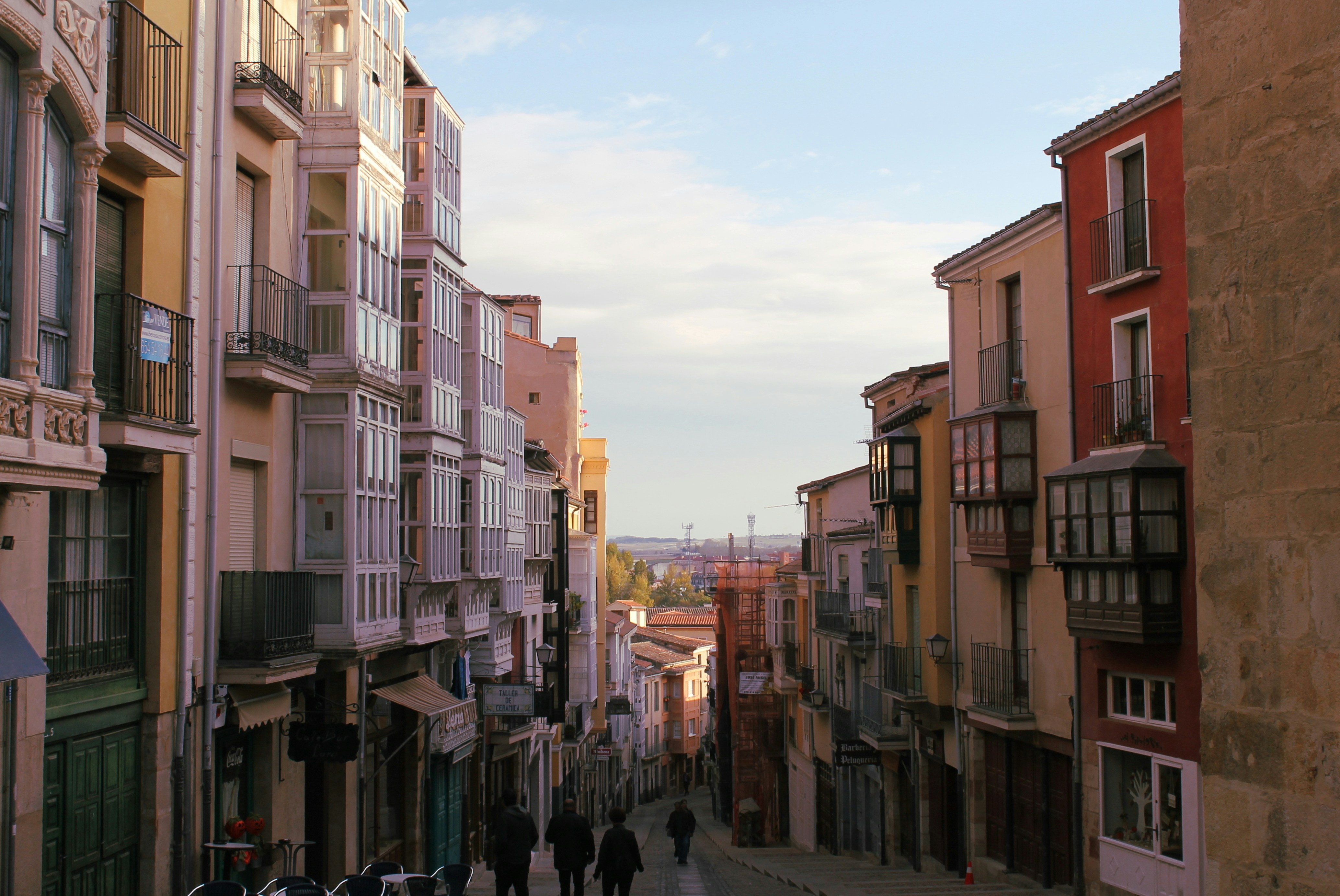 Free Unsplash photo from María Victoria Heredia Reyes