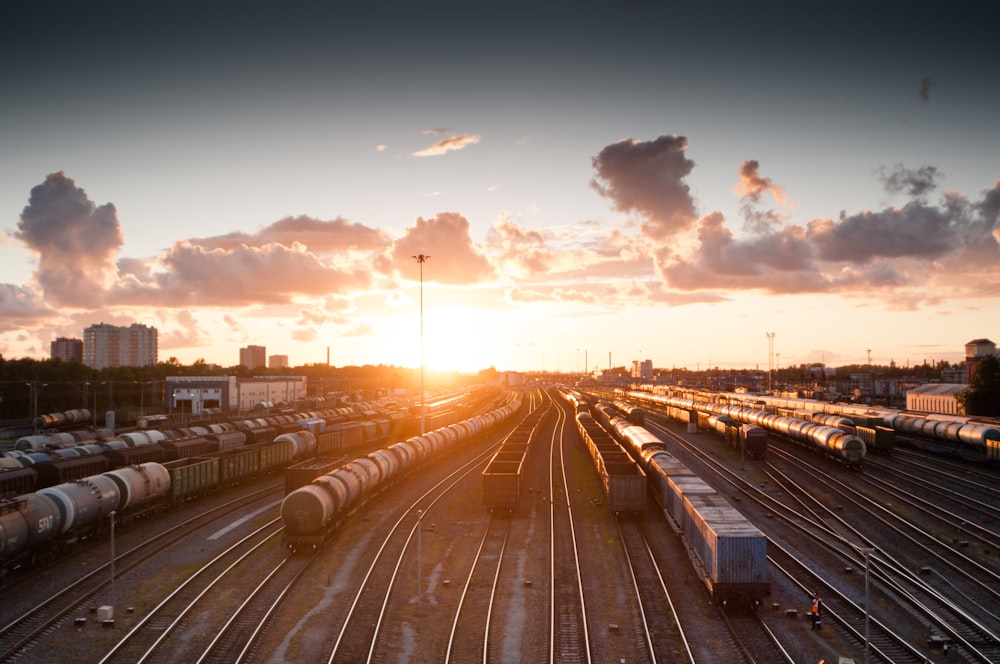 Estação de trem durante Golden Hour