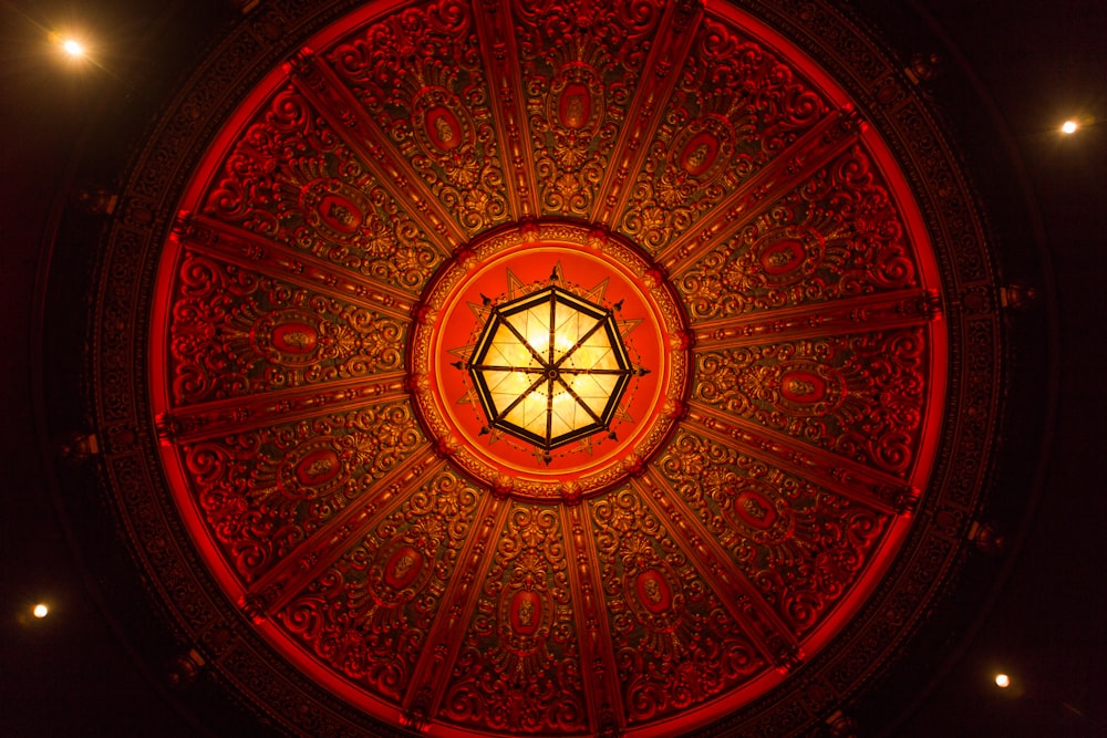 brown and white floral ceiling