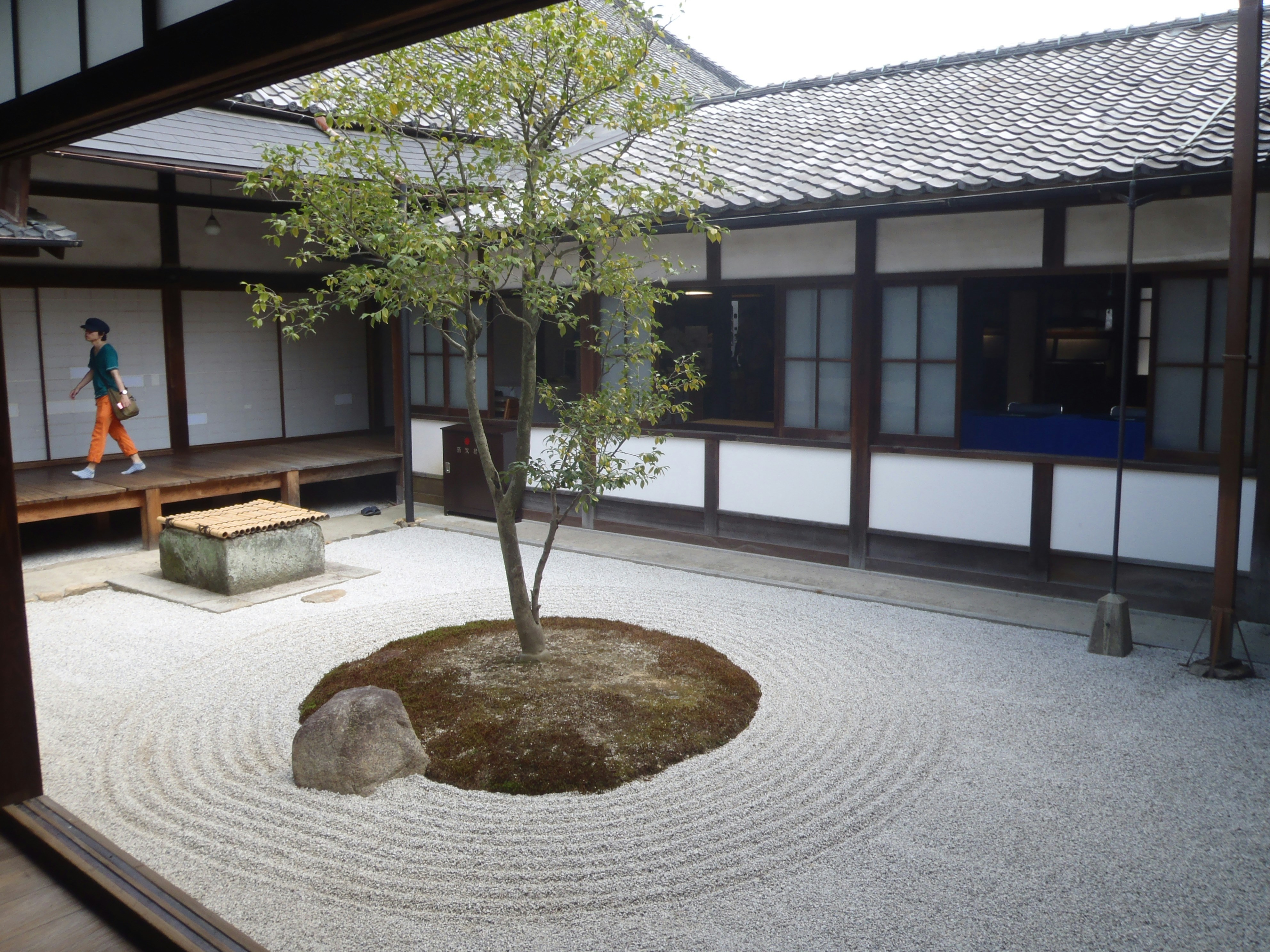 Free Unsplash photo from Scarper Montgomery