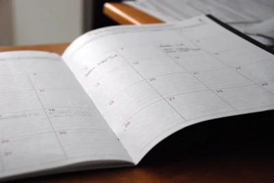 Agenda mensuel ouvert pour planifier les réservations