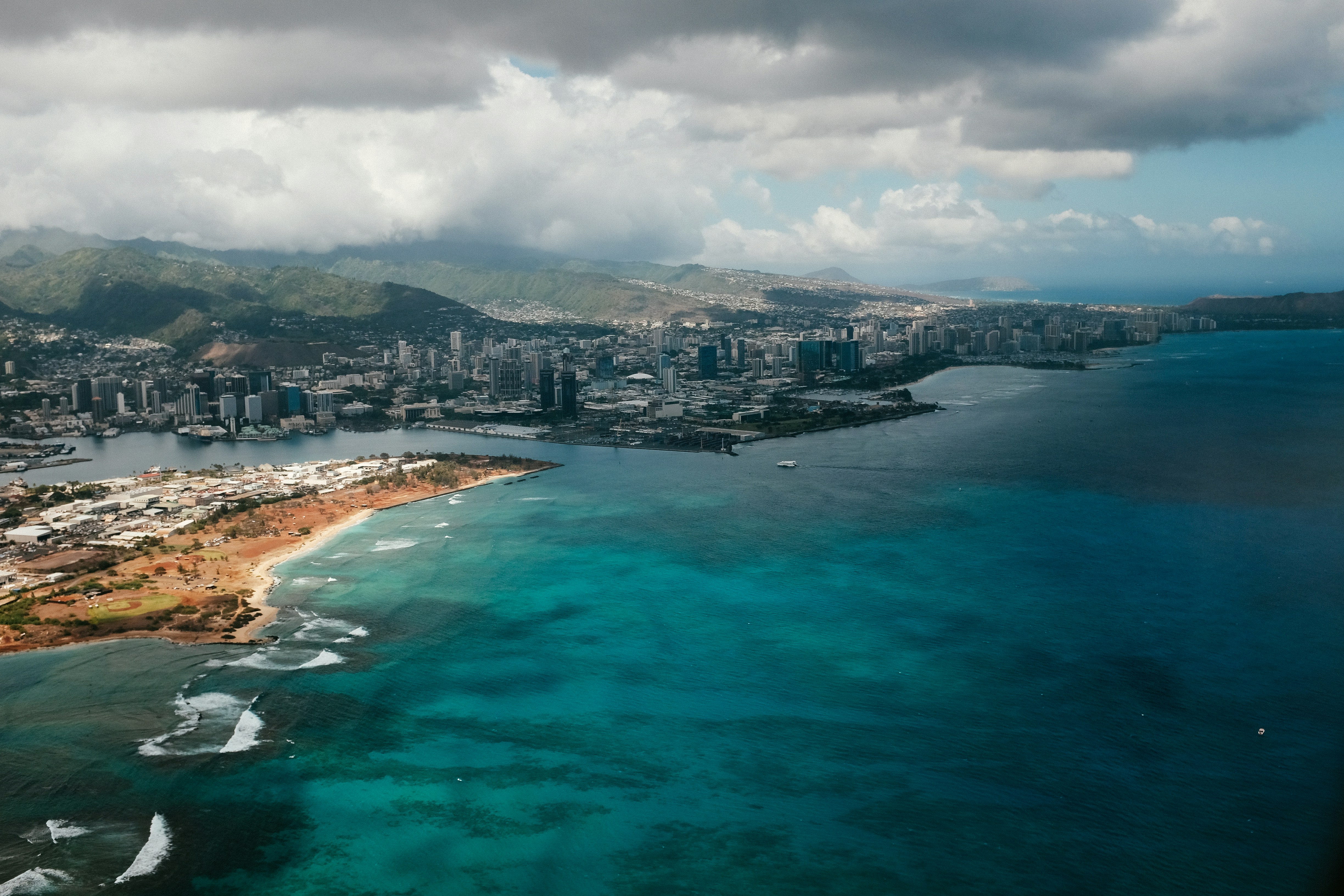 Free Unsplash photo from Israel Sundseth