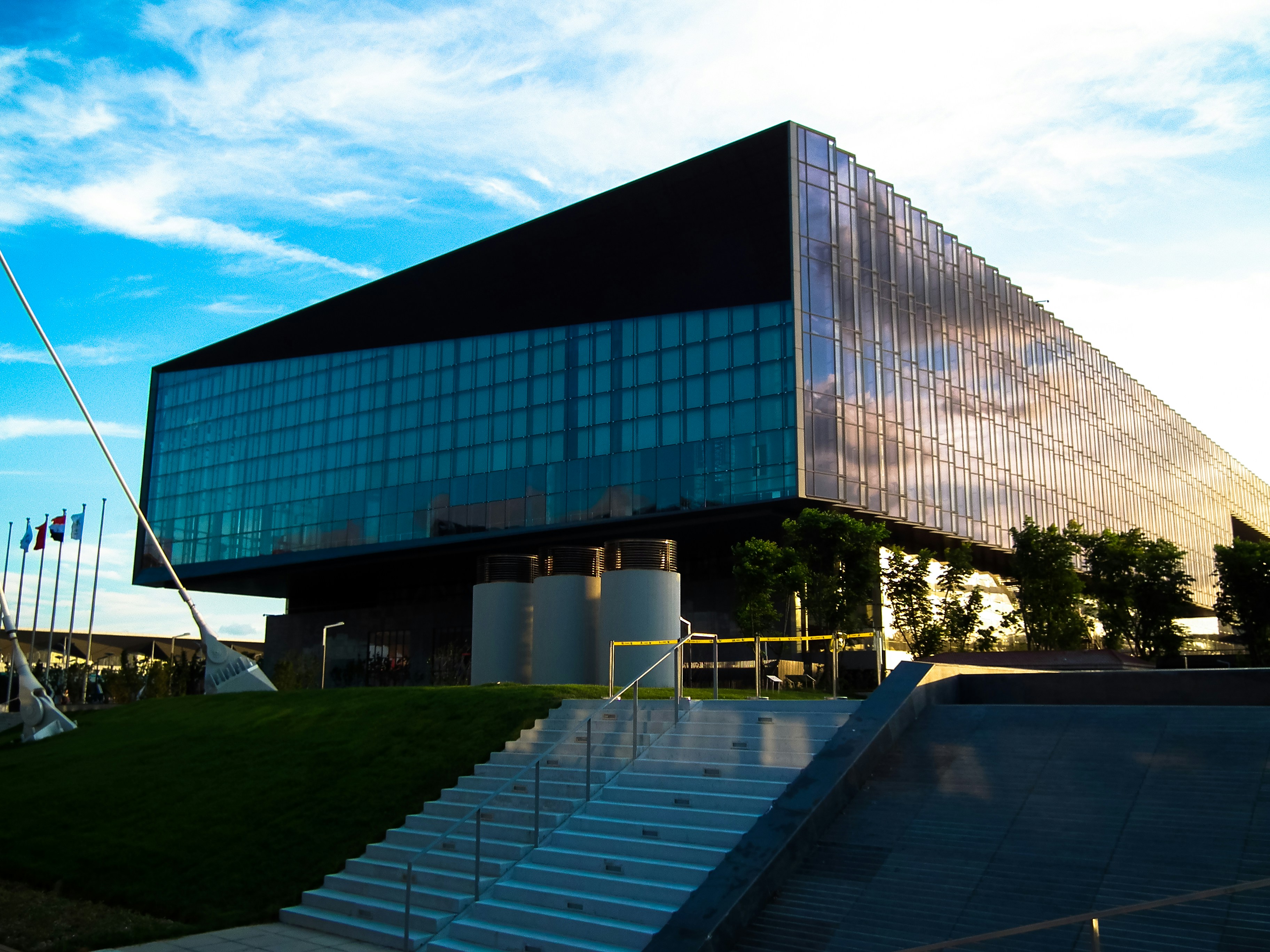 Free Unsplash photo from Richard Wayne