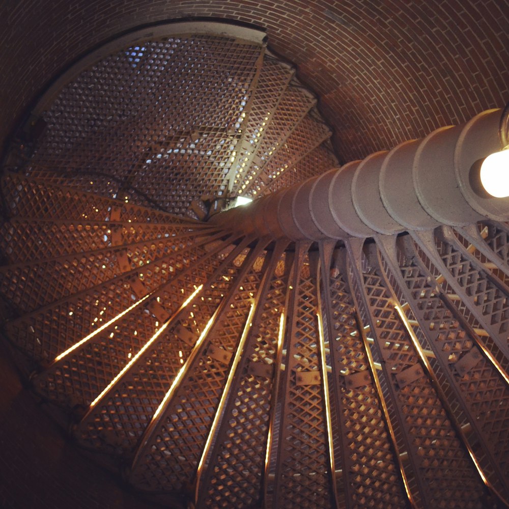 Graue Spiraltreppe