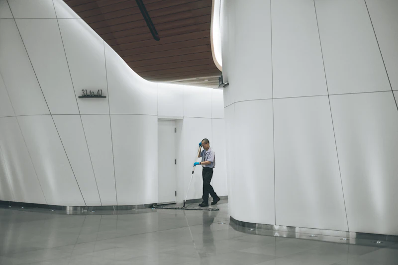 Detail floor care