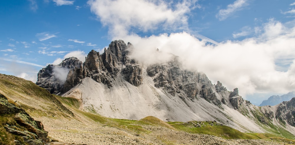 gray and green mountain