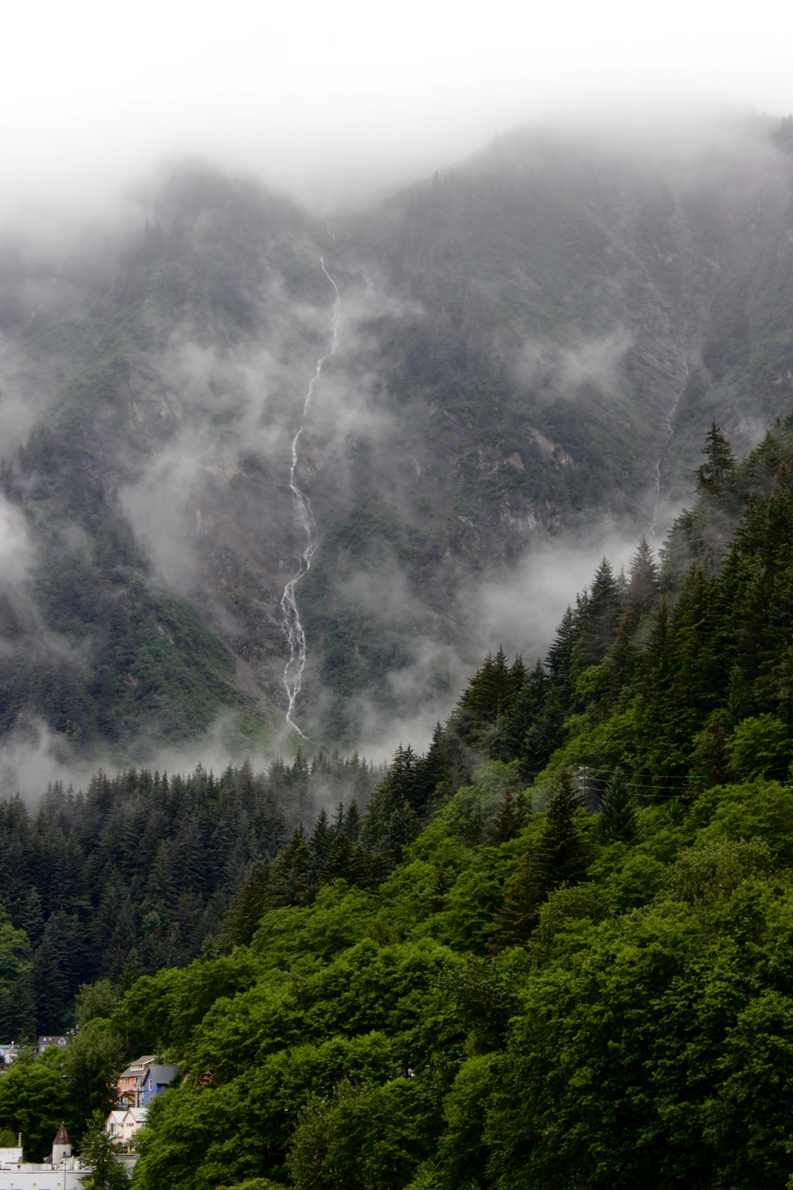 Malana Ancient Village & Chanderkhani Ridge Crossover Trek preview 3