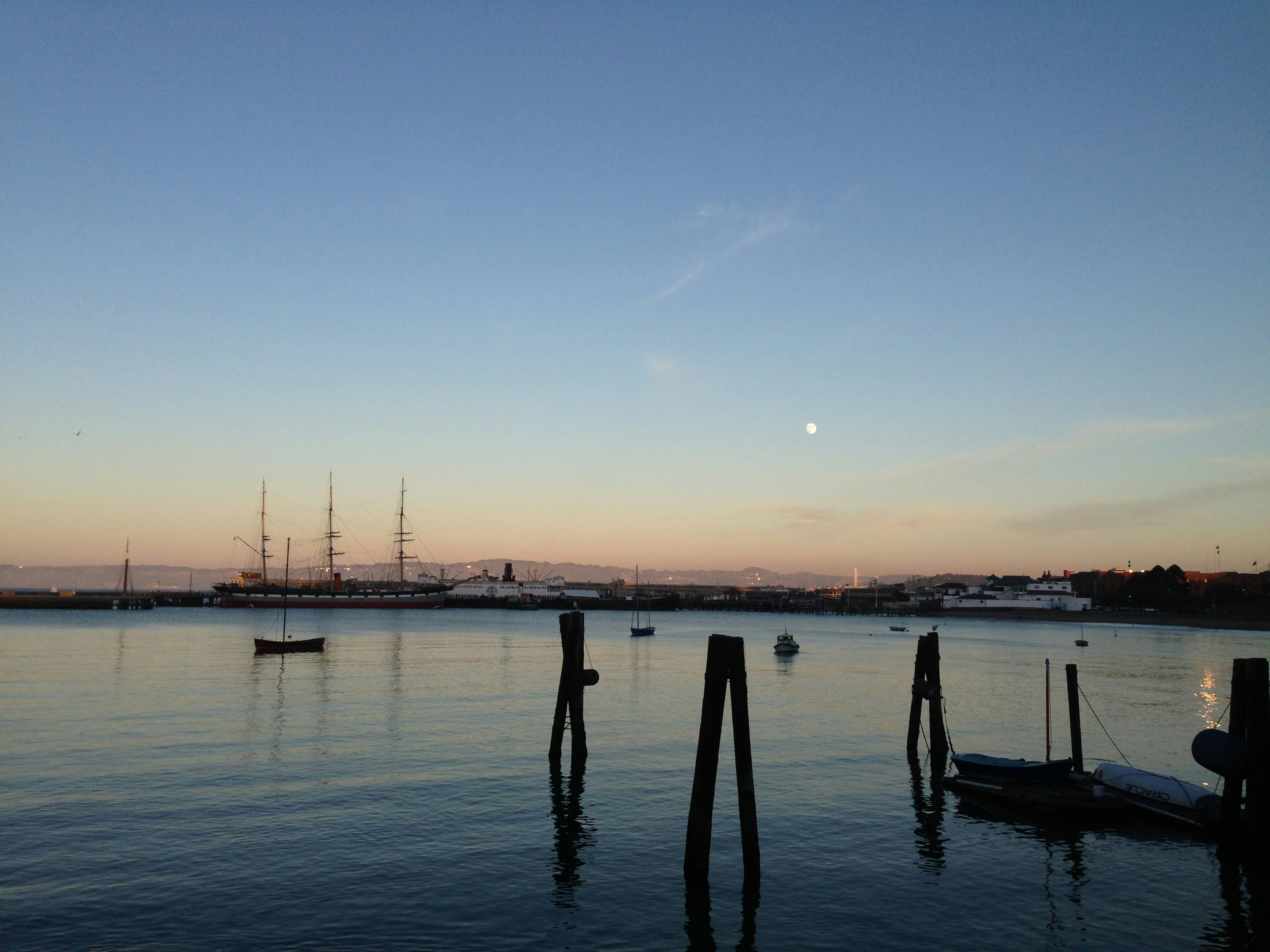 Free Unsplash photo from wenkui xiao