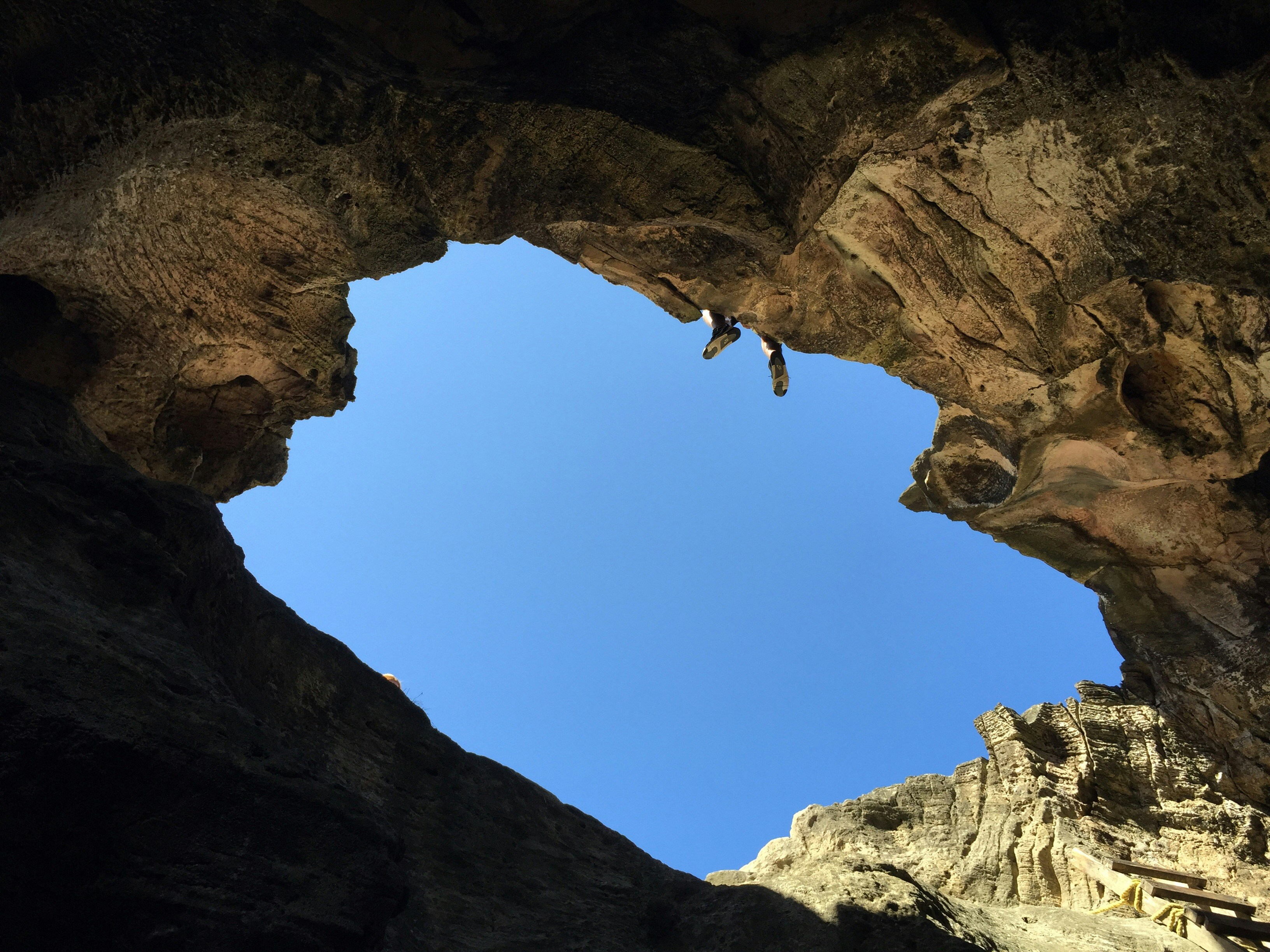 Free Unsplash photo from Augusto Marin