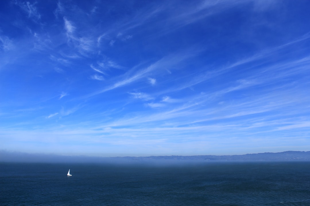 blue sea and sky horizon
