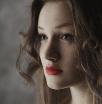 woman blonde hair and red lipstick