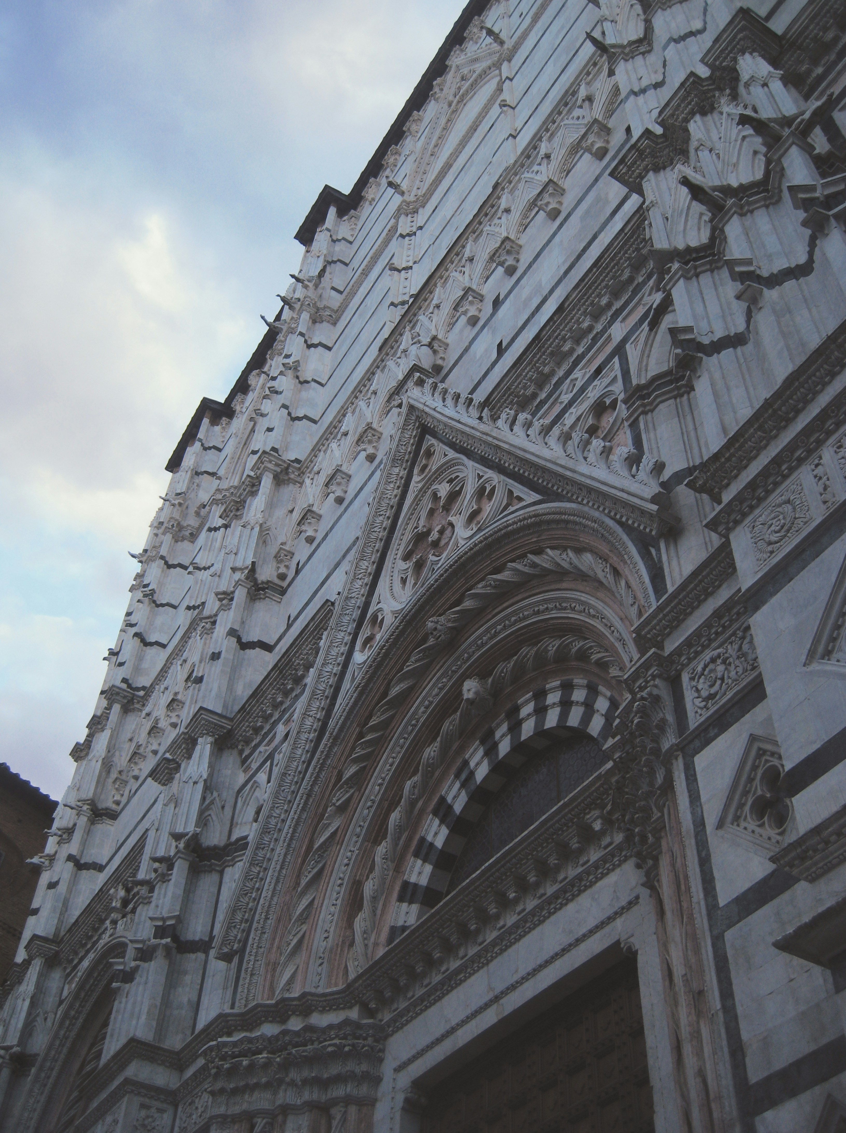 Free Unsplash photo from Andrew Larson