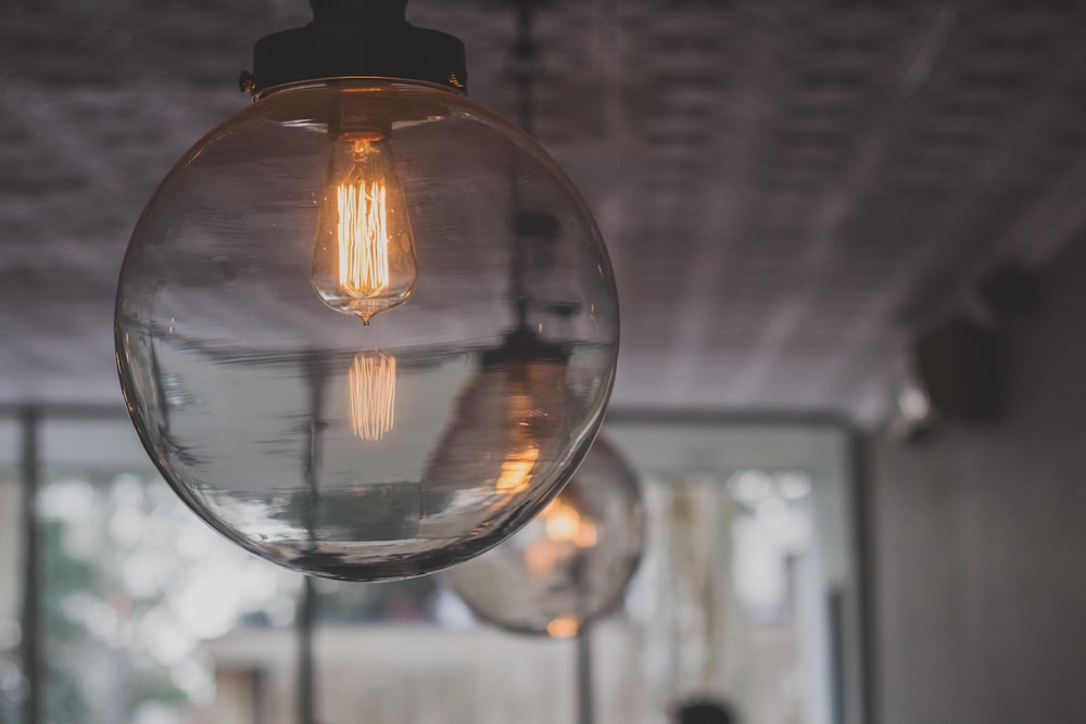 round clear light bulb