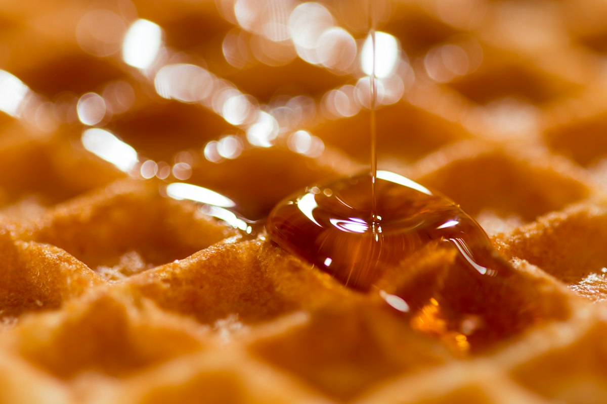 Waffle with syrup - Belgian waffle maker with overflow channel for easy cleanup