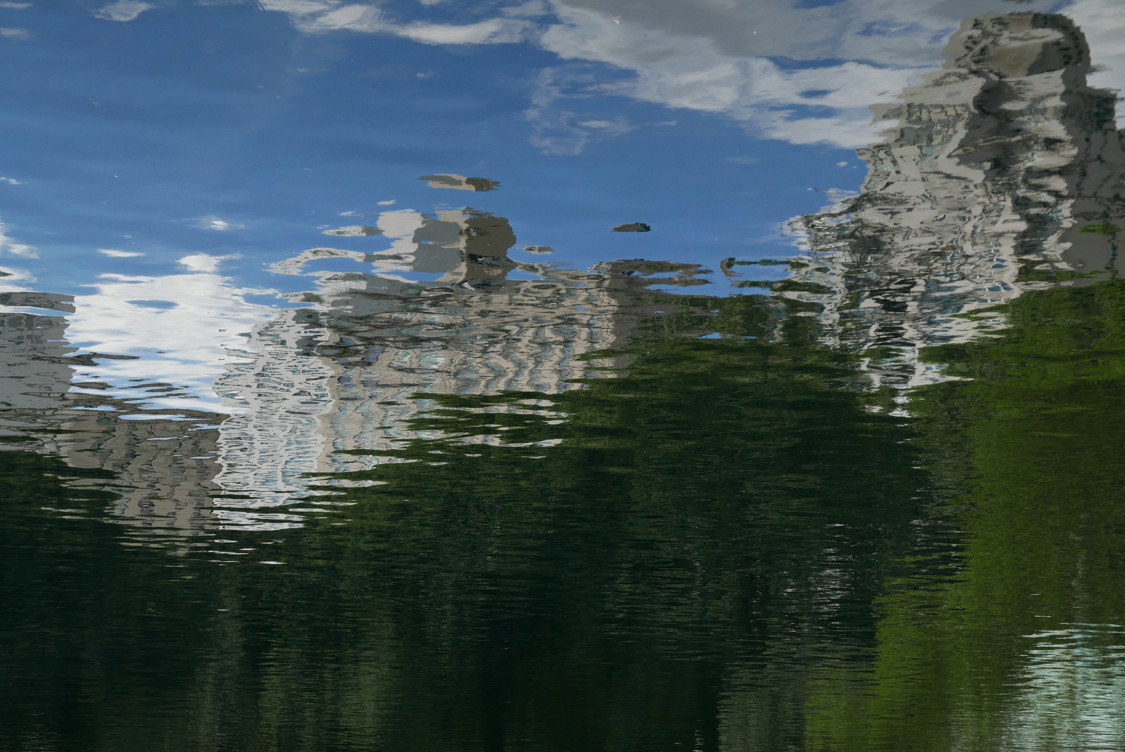 Free Unsplash photo from Ricardo Riederer