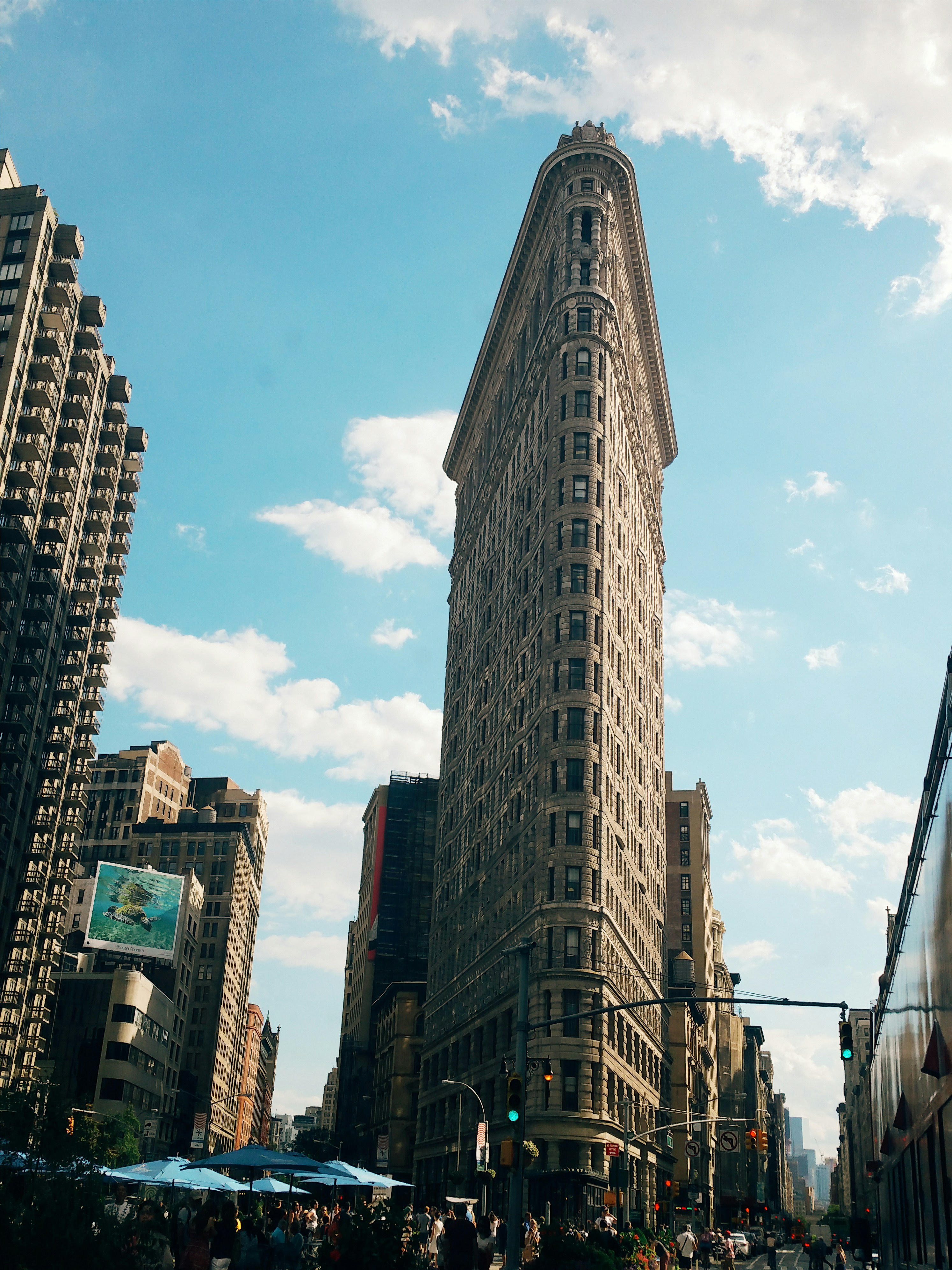 Free Unsplash photo from Alexander Vega