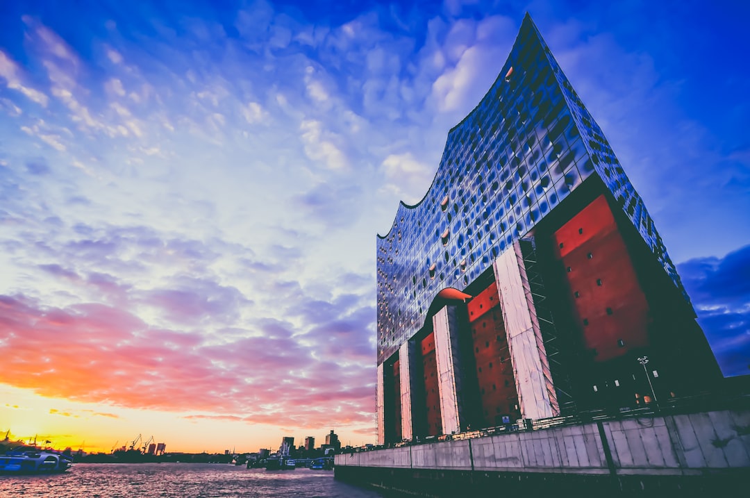 Landmark photo spot Elbphilharmonie Planten un Blomen