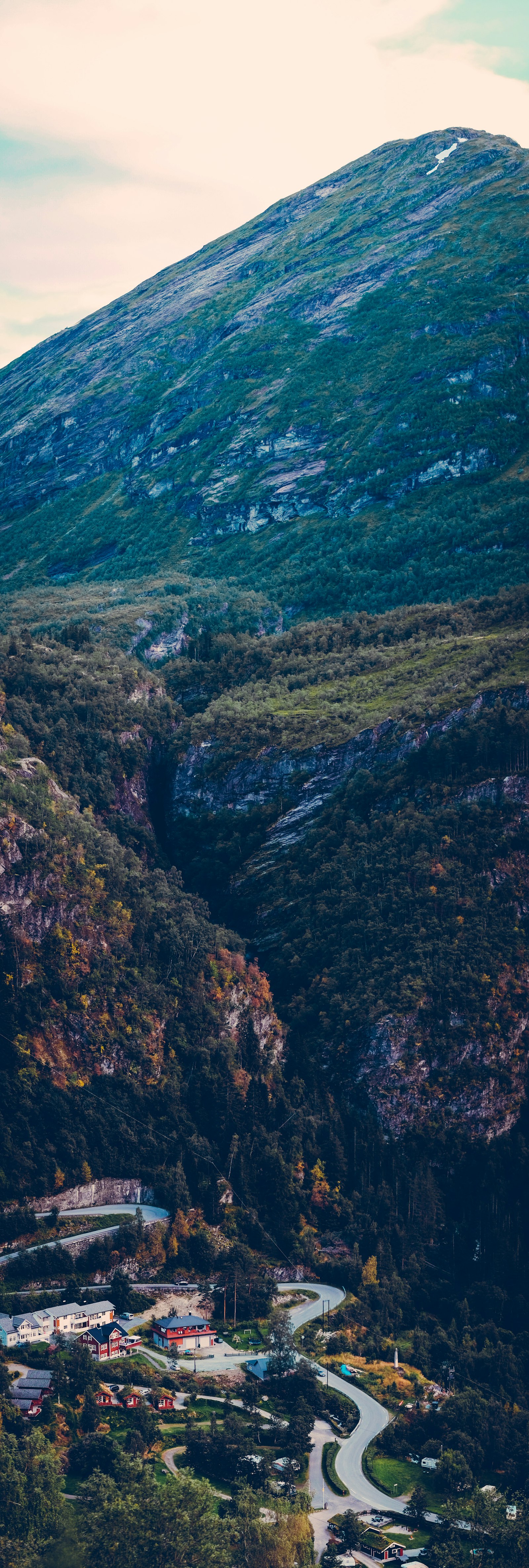 Fujifilm XF 90mm F2 R LM WR sample photo. Mountain range with wining photography