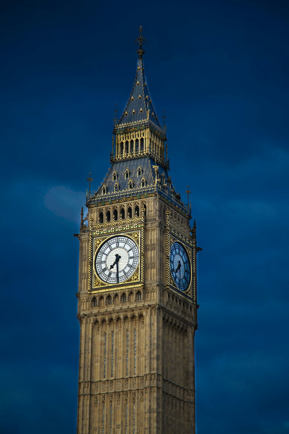 Big Ben durante la noche