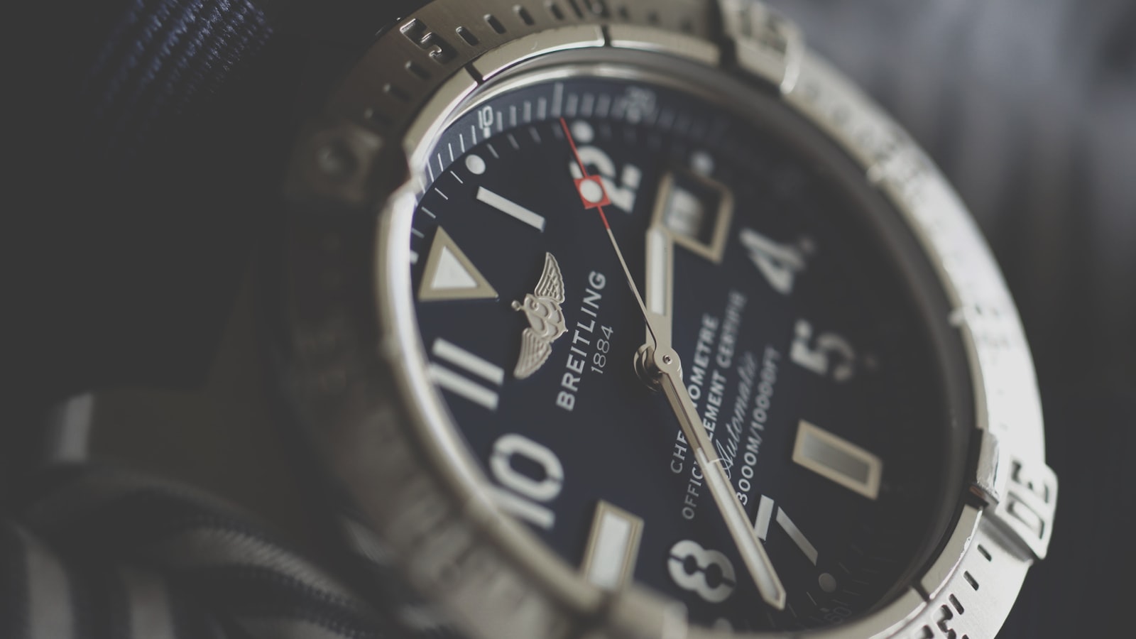 Sony 50mm F2.8 Macro sample photo. Analog watch reading at 2:38 photography