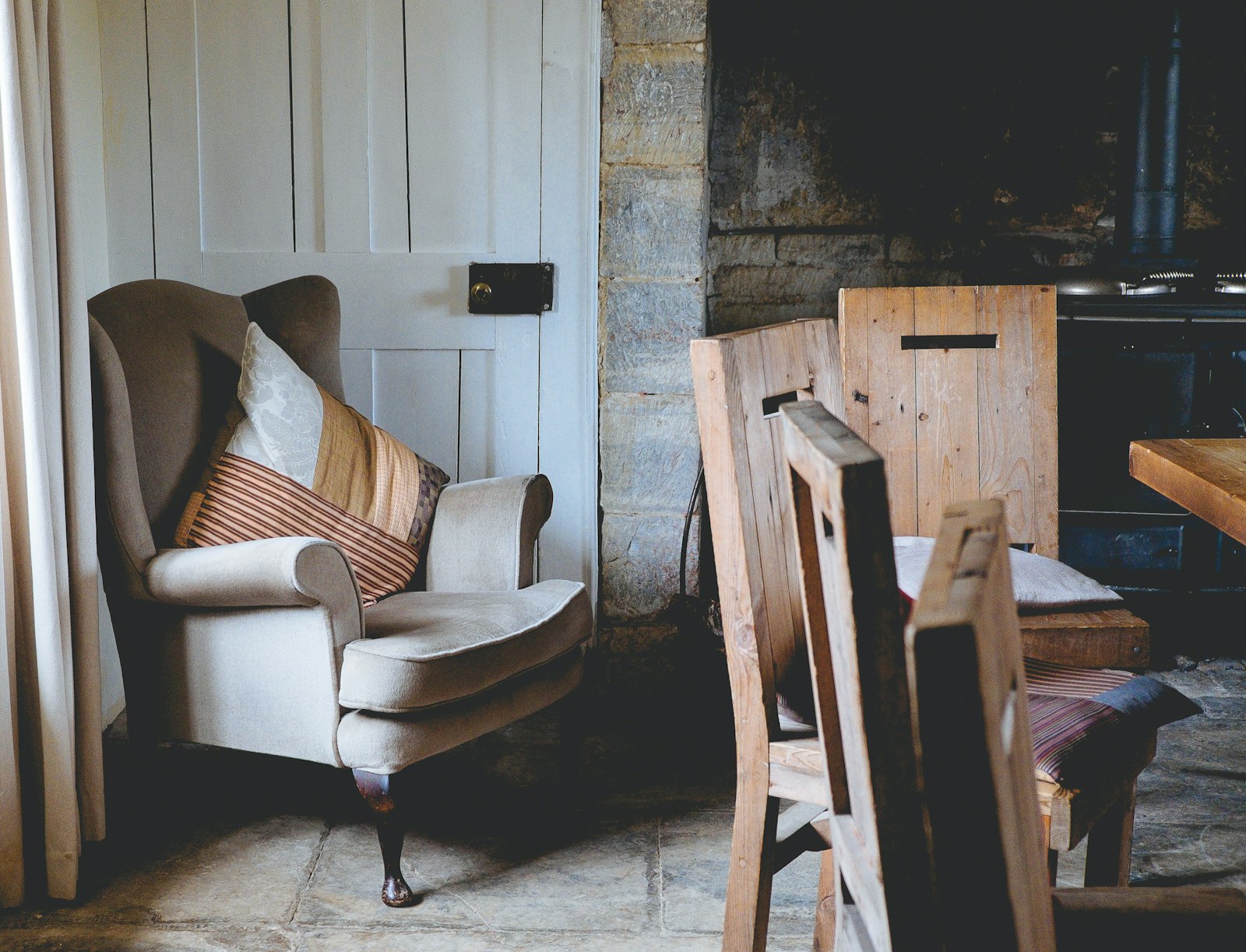 Rustic Italian Living Room - Inspirations