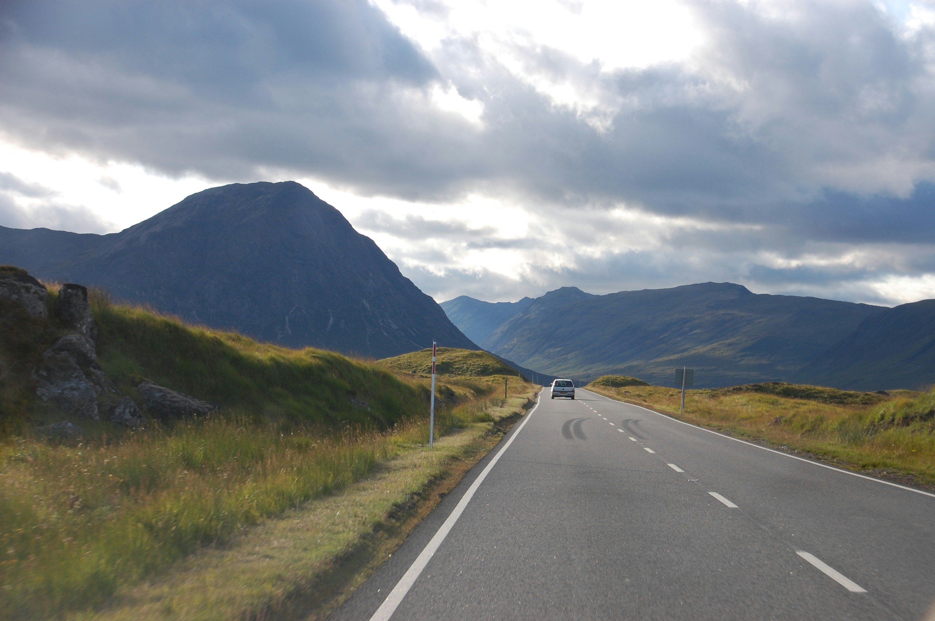 Free Unsplash photo from Mo