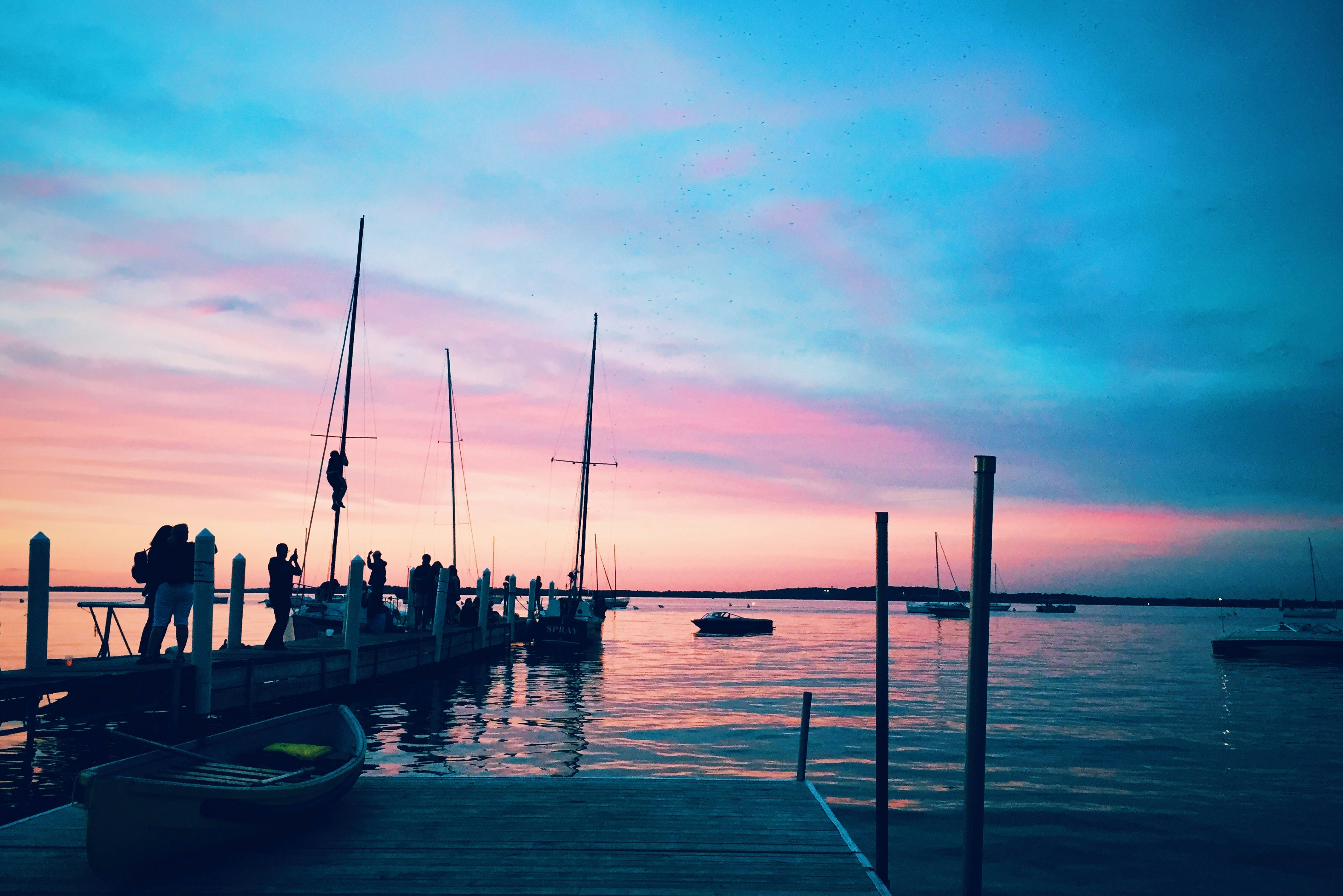 Free Unsplash photo from Zening Wang