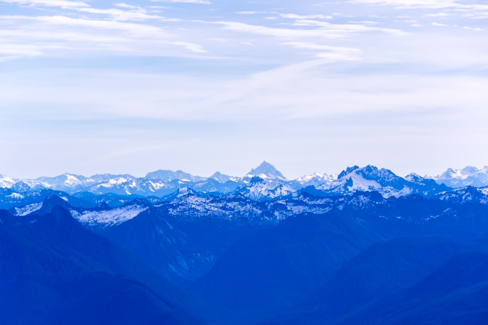 Photographie aérienne des Montagnes Blanches pendant la journée