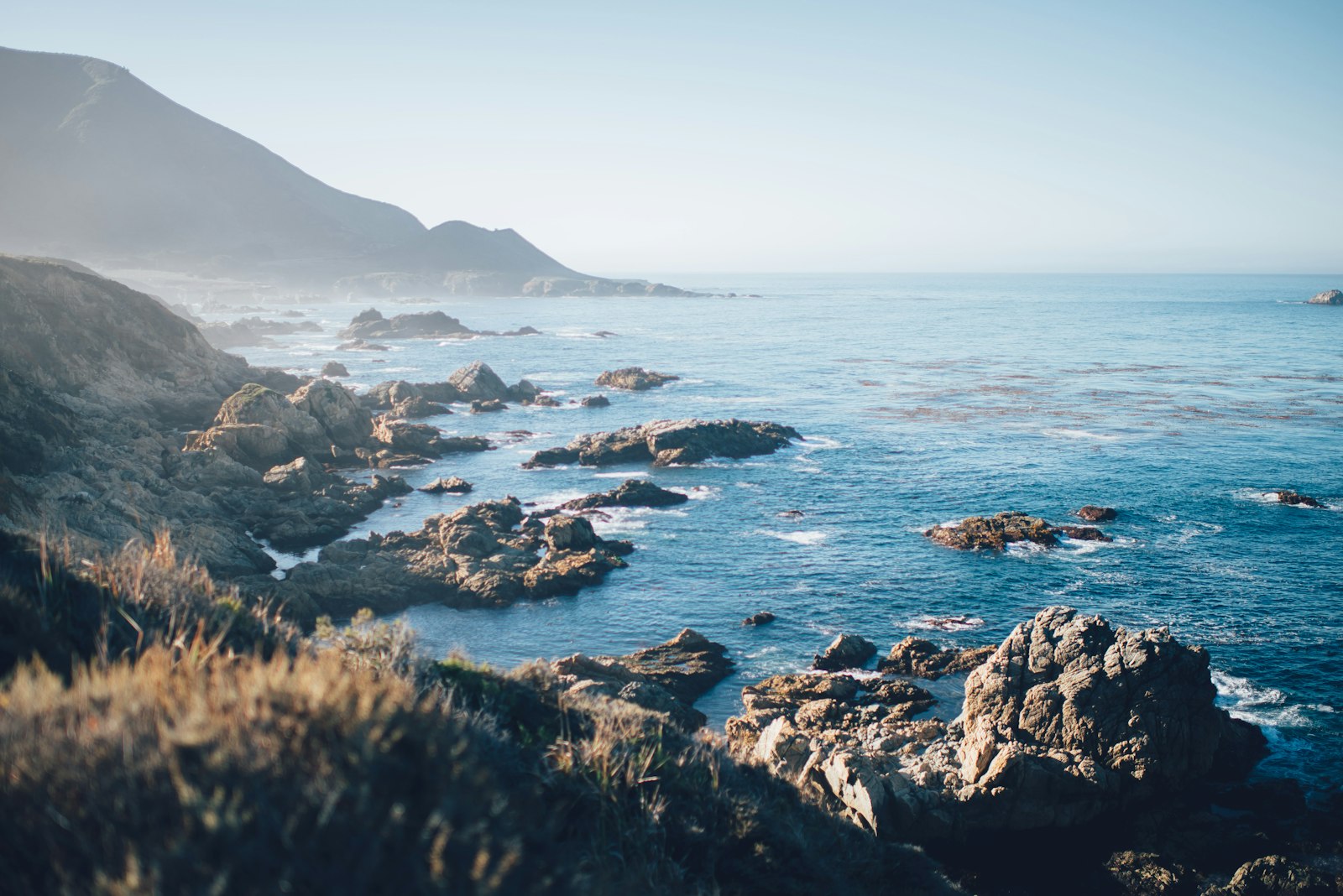 Nikon D610 + Nikon AF-S Nikkor 35mm F1.4G sample photo. Ocean view during daytime photography