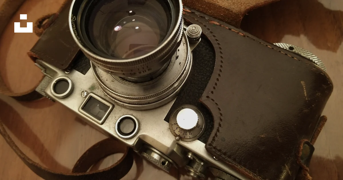 Grey Cameradslr Gray DSLR camera photo – Free Camera Image on Unsplash