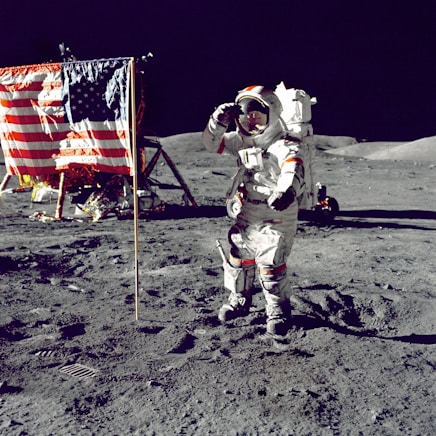 LUNAR CREATIVE GROUP - NASA ASTRONAUT