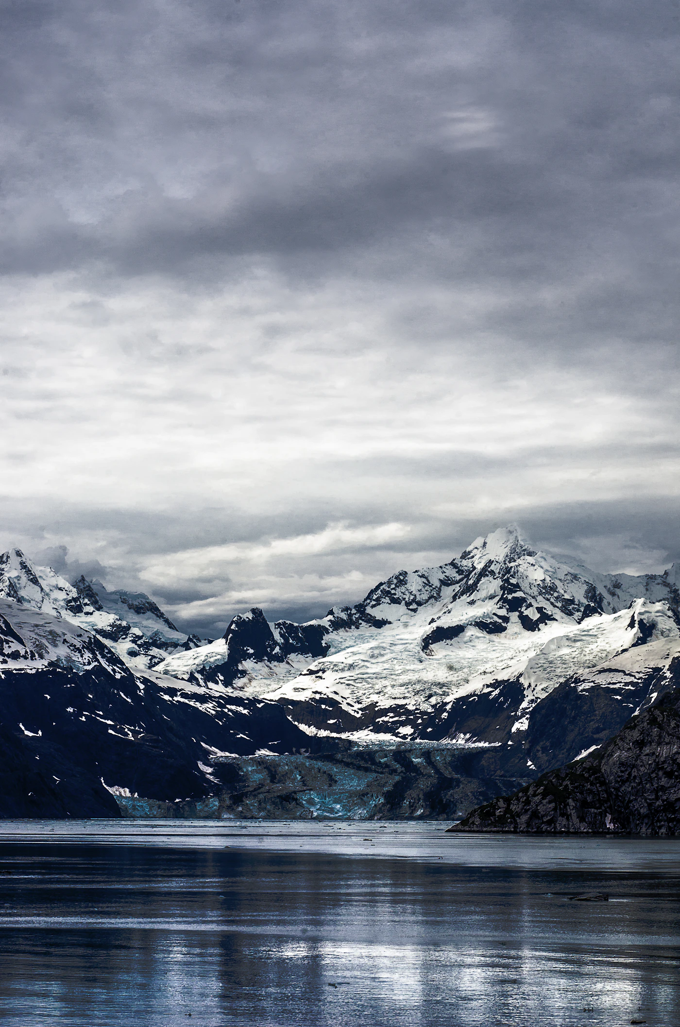 Sérum yeux glacier : la fraîcheur alpine au service du regard
