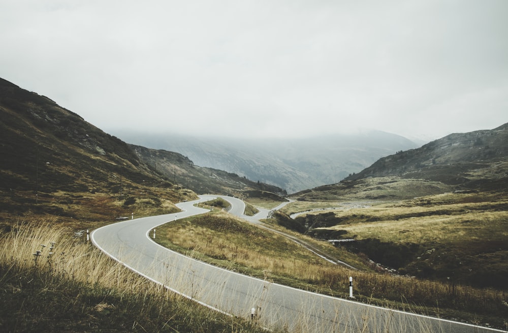 photographie de paysage de route