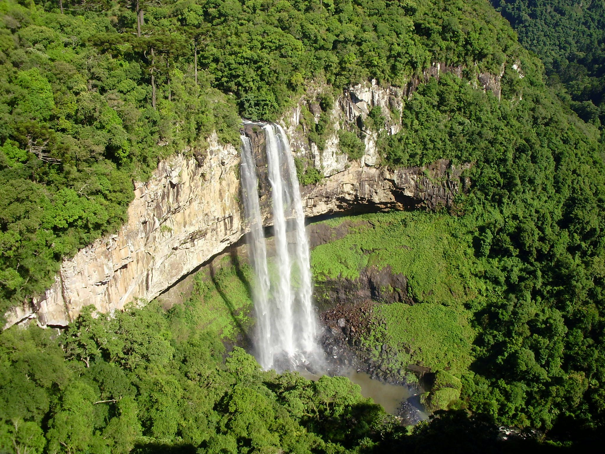 Free Unsplash photo from Henri  Schroeder