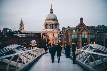 london production company: St. Paul's Cathedral