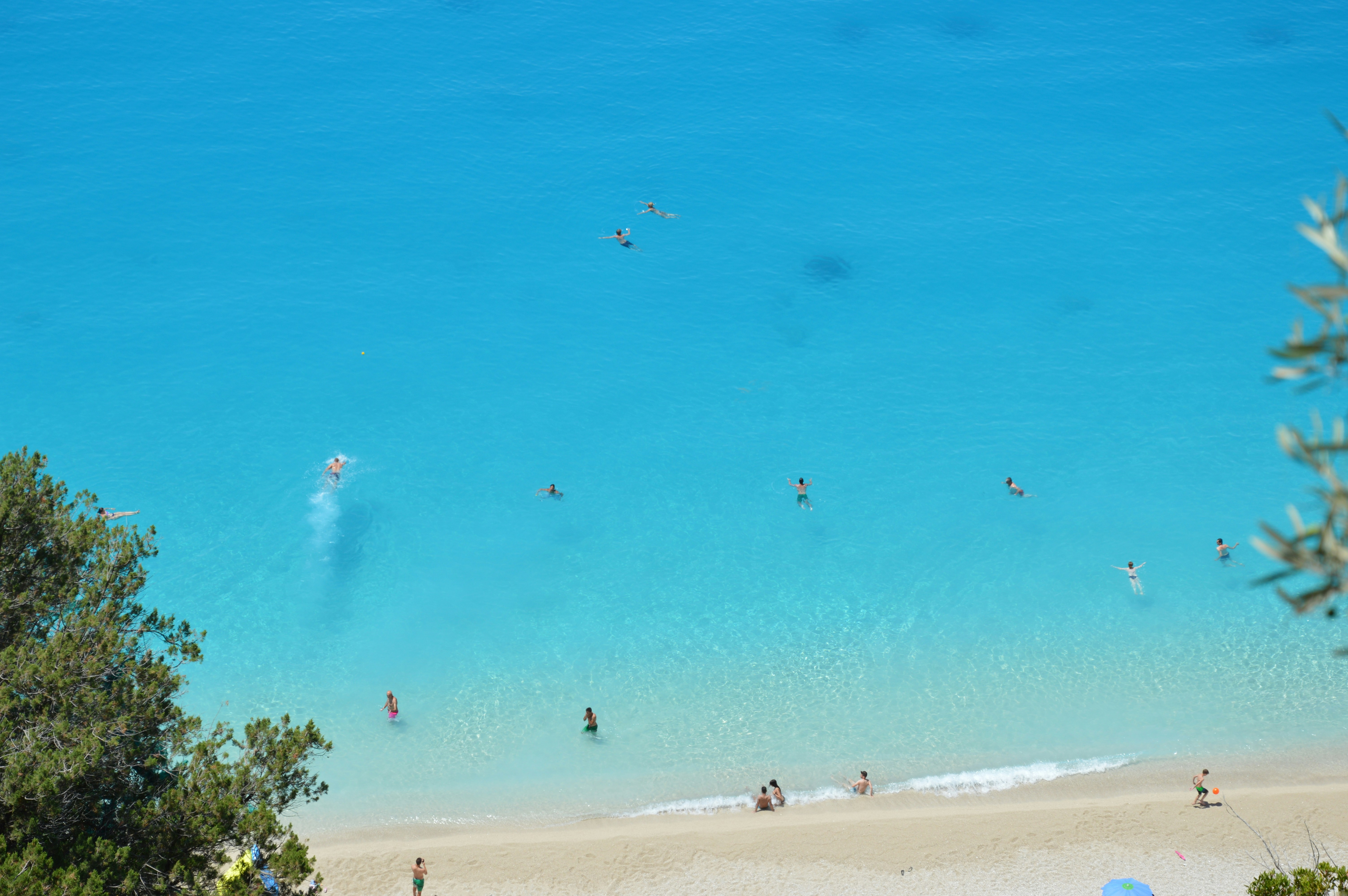 Free Unsplash photo from Razvan Rosu