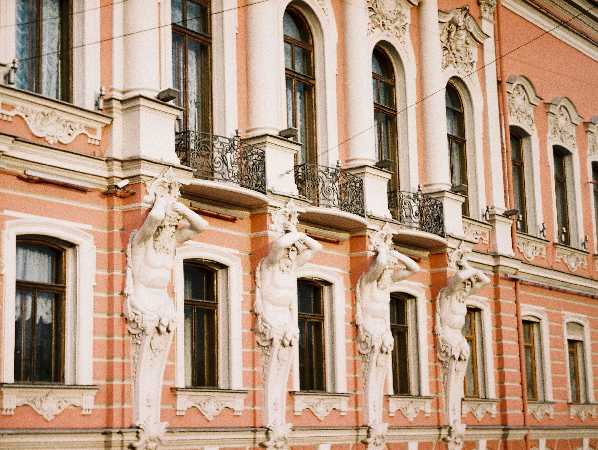 Free Unsplash photo from Alex Ger