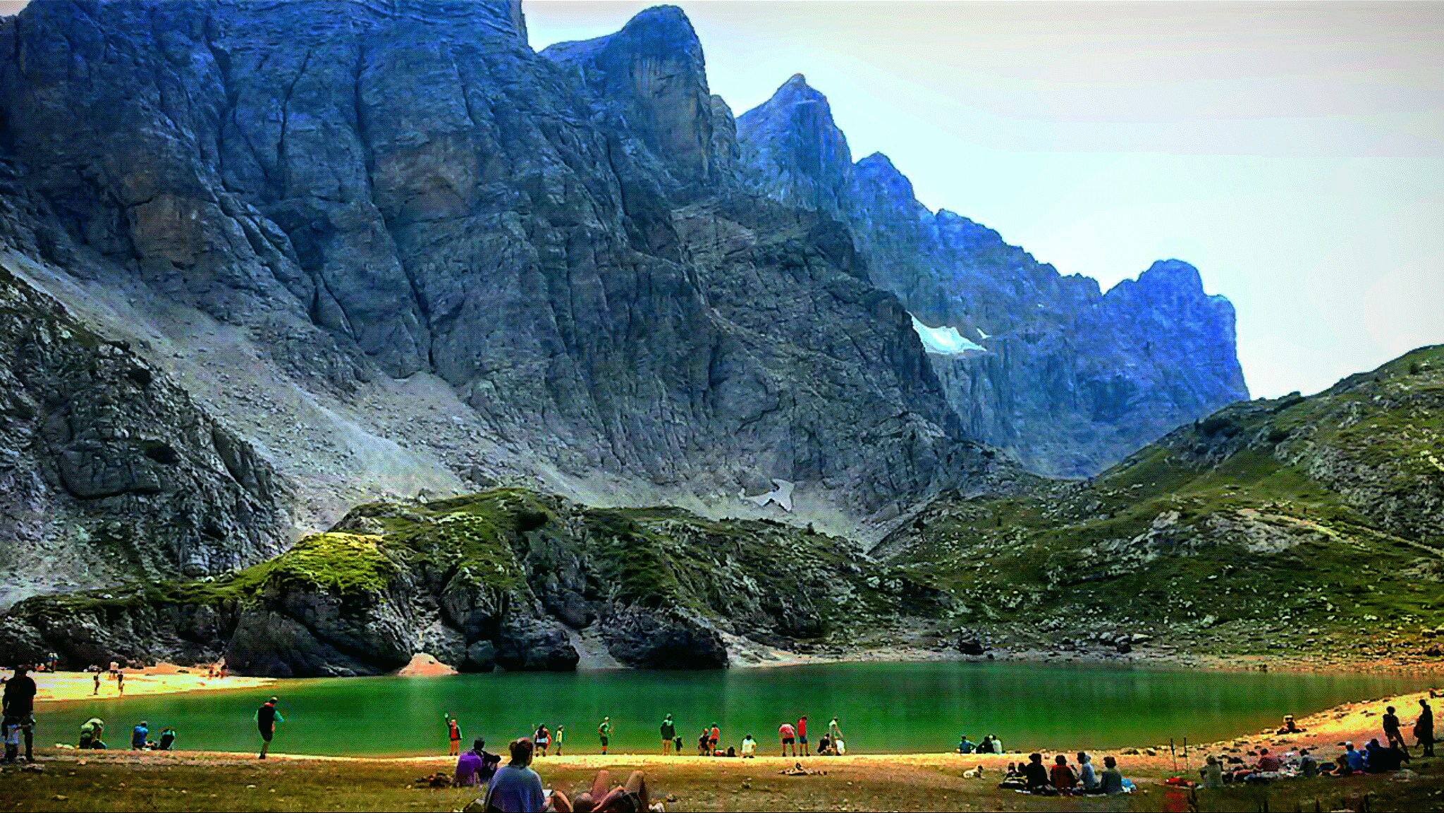 Free Unsplash photo from Matteo Pulvini