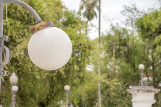An outdoor scene with an emergency lamp in use.