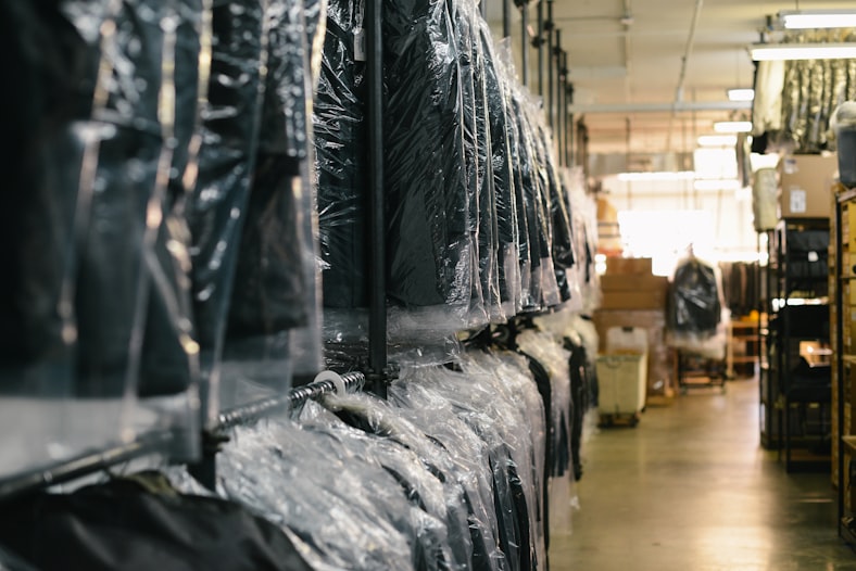 Ten Advantages of Hiring a Dry Cleaning Service