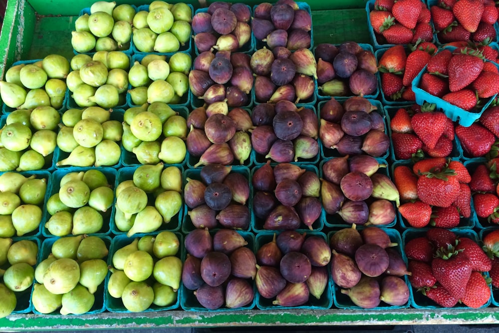 strawberry, fig, and green fig on display