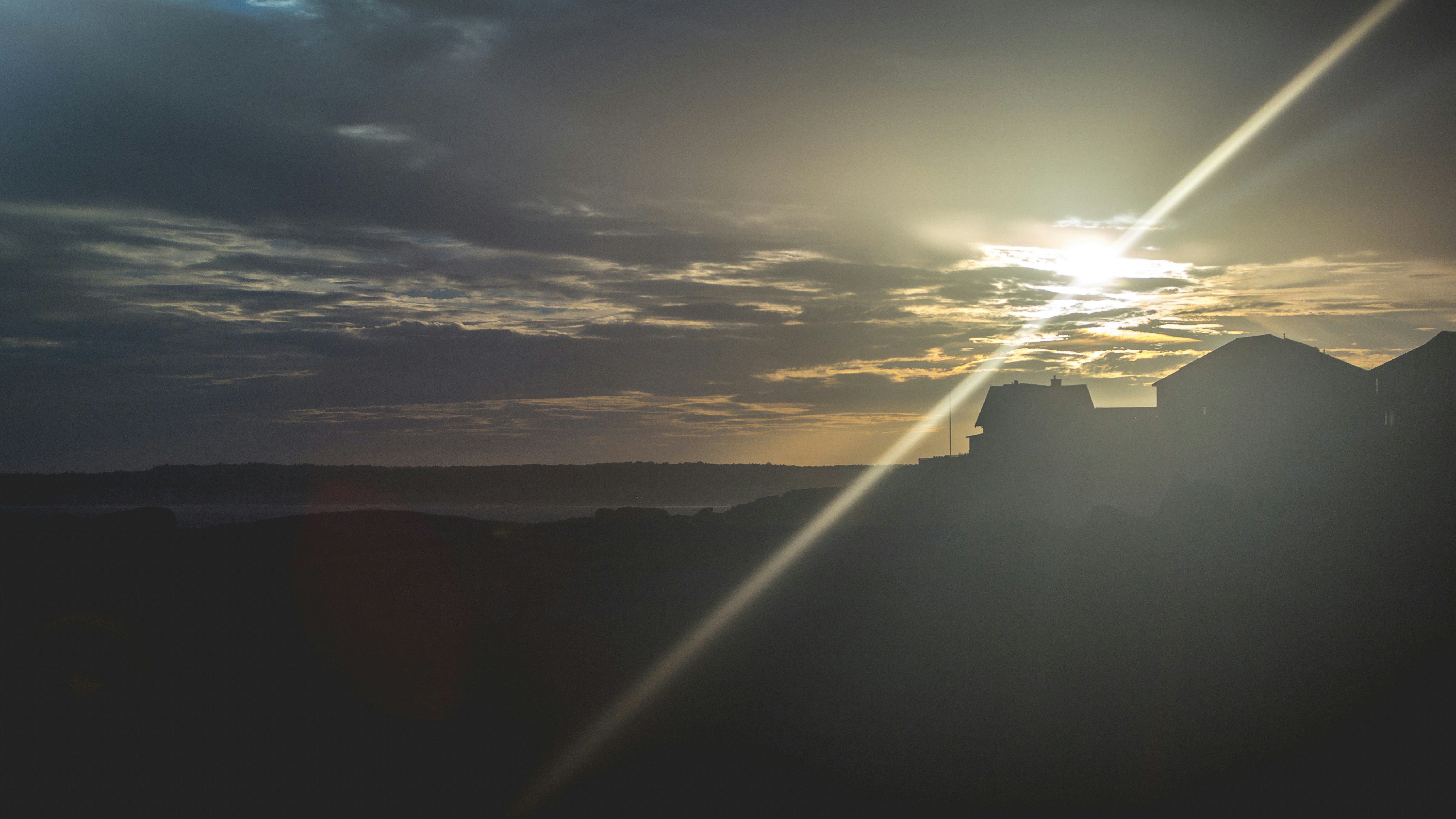 Free Unsplash photo from Sam Swan