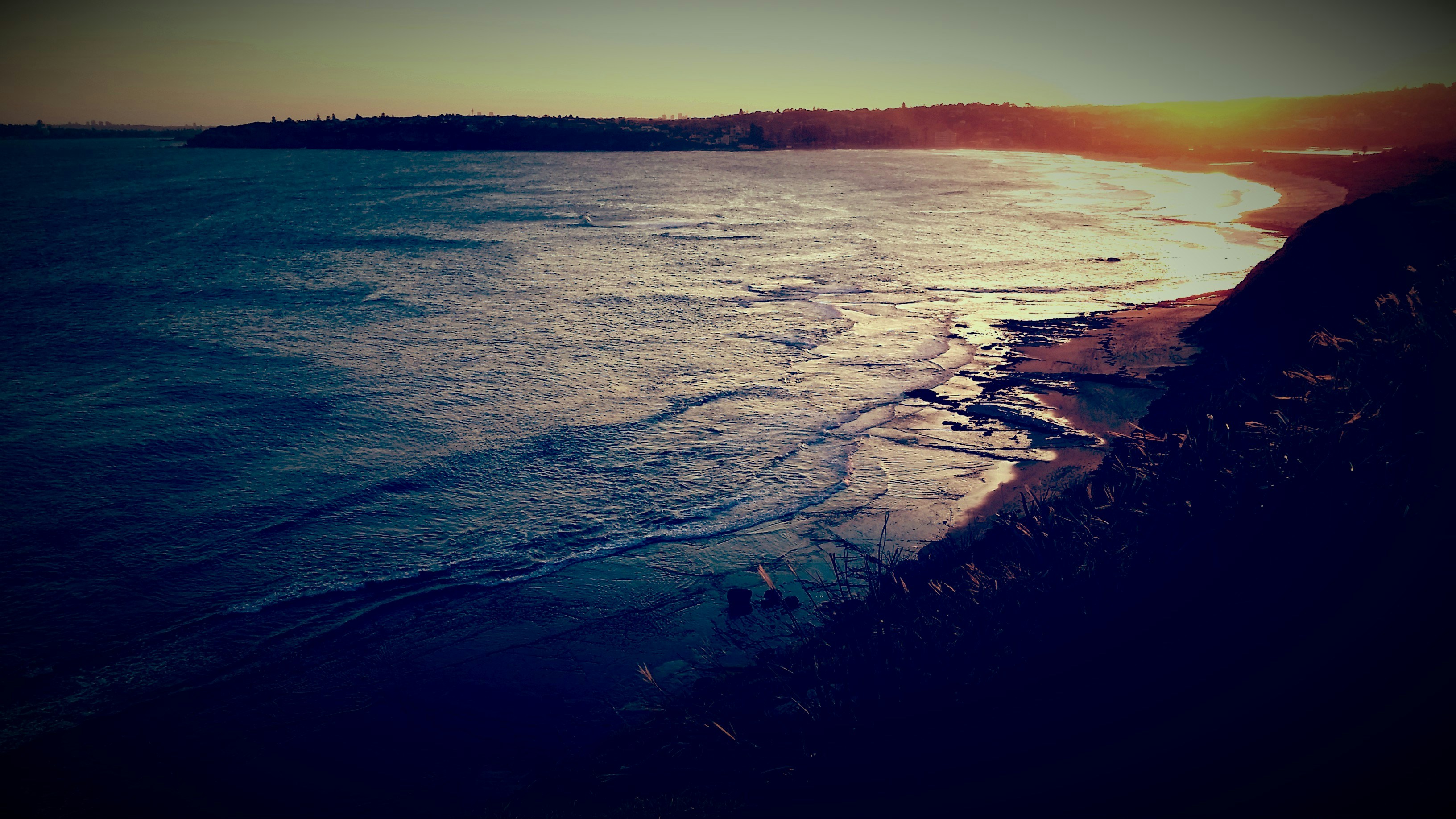 Free Unsplash photo from Laszlo Rem