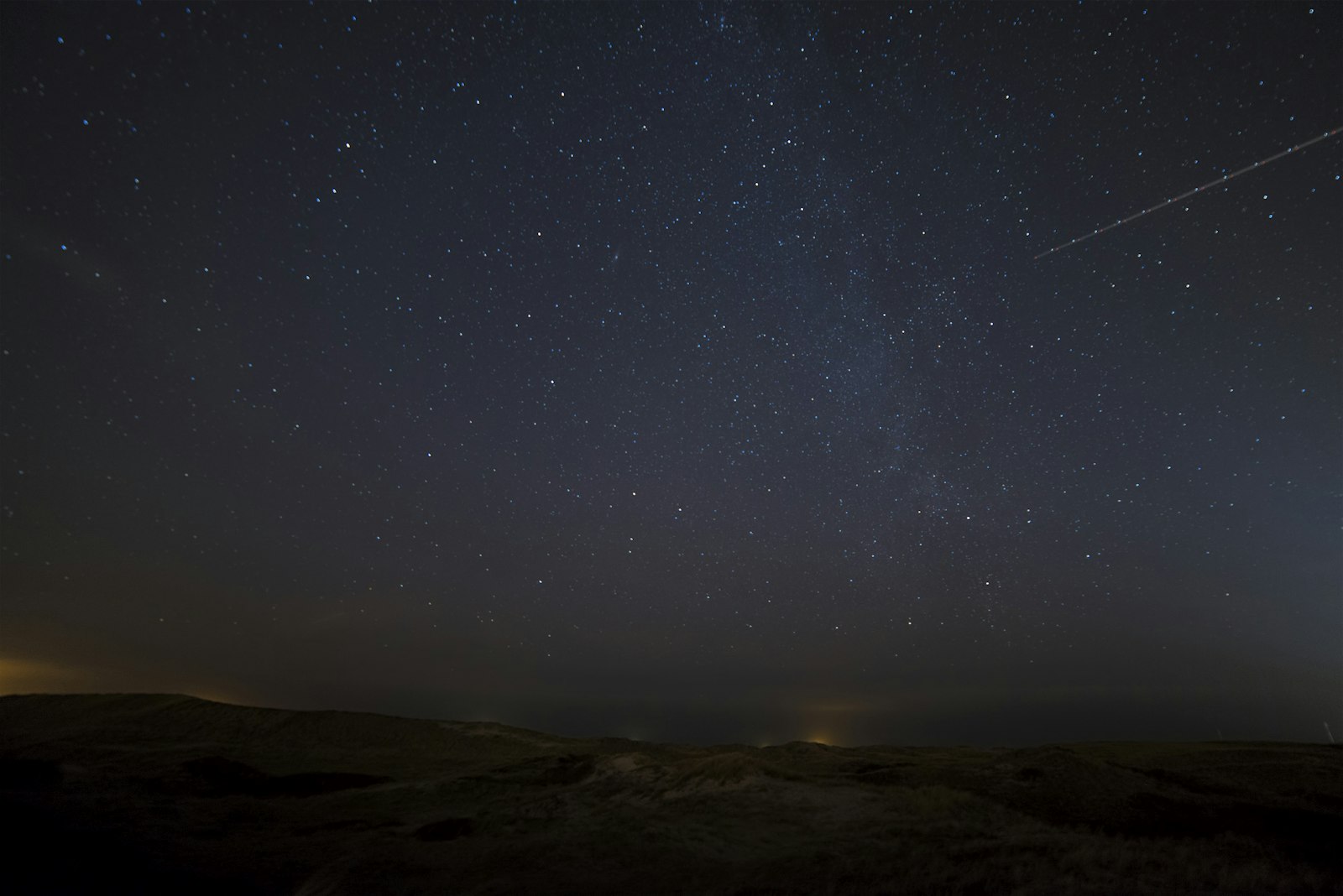 Samyang 14mm F2.8 ED AS IF UMC sample photo. Landscape photograph of meteor photography