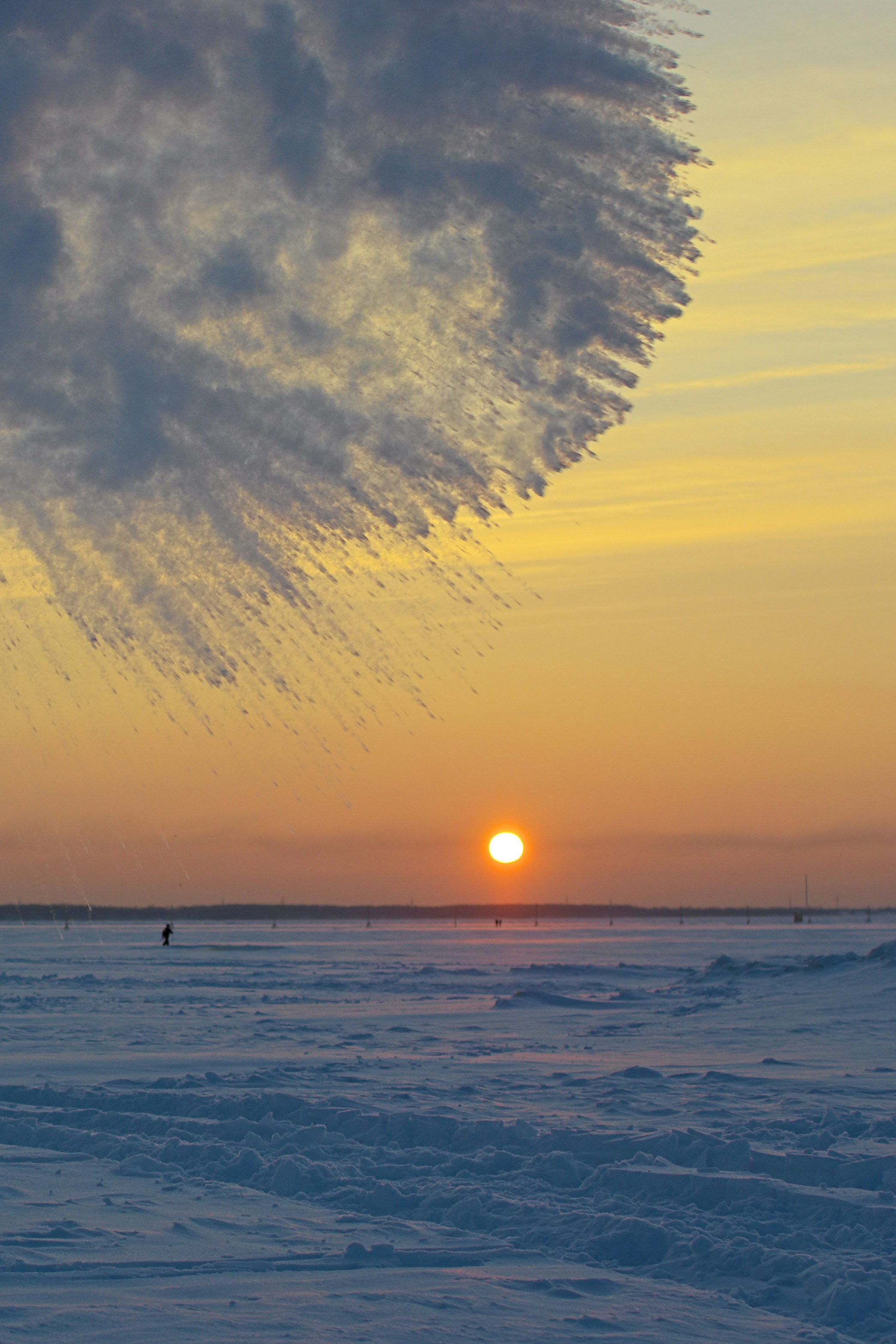 Зимнее море. Зимнее солнце и море. Красивое зимнее море. Зимний рассвет
