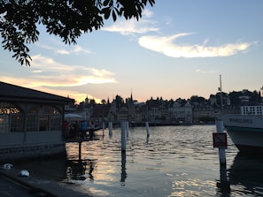 Elegant taxi waiting at a scenic Luzern lakeside during sunset