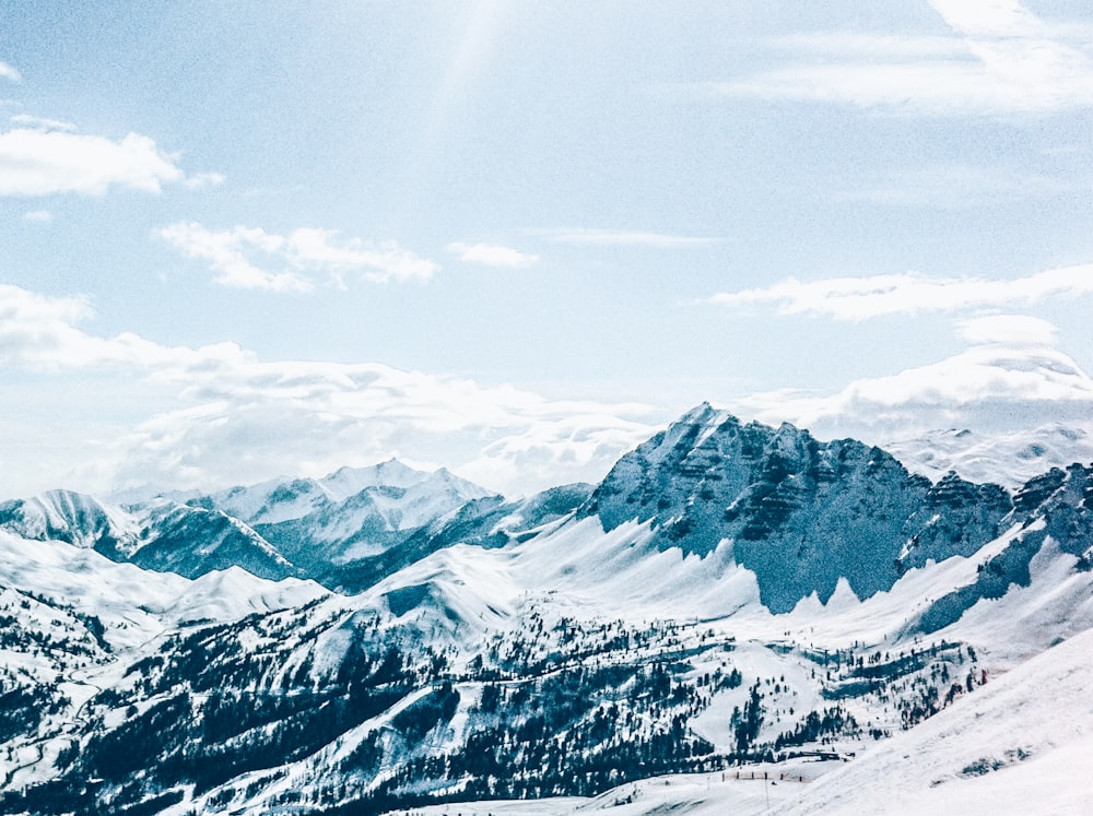 snow-covered mountain at daytime