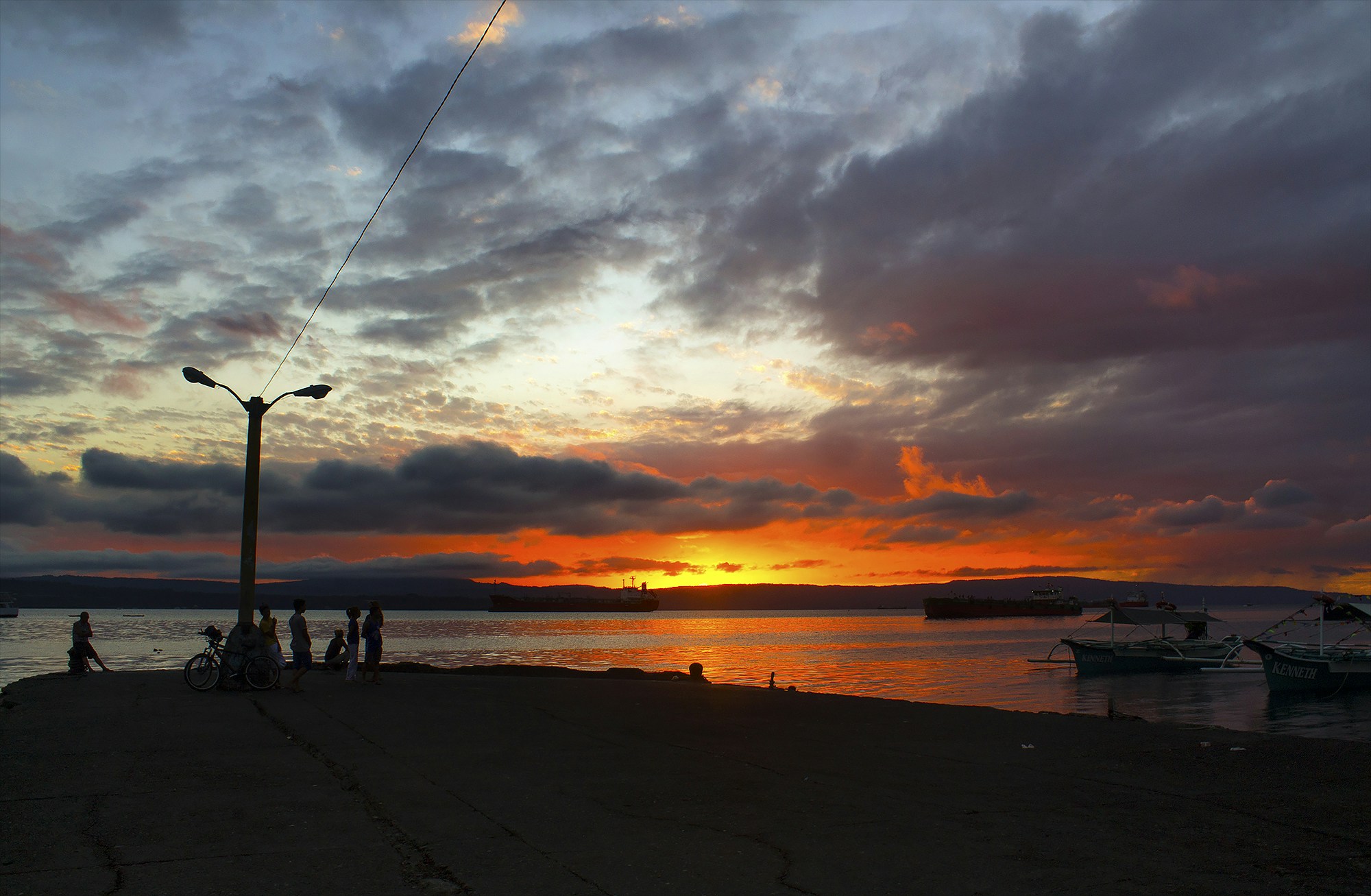 Free Unsplash photo from Joshua Delica