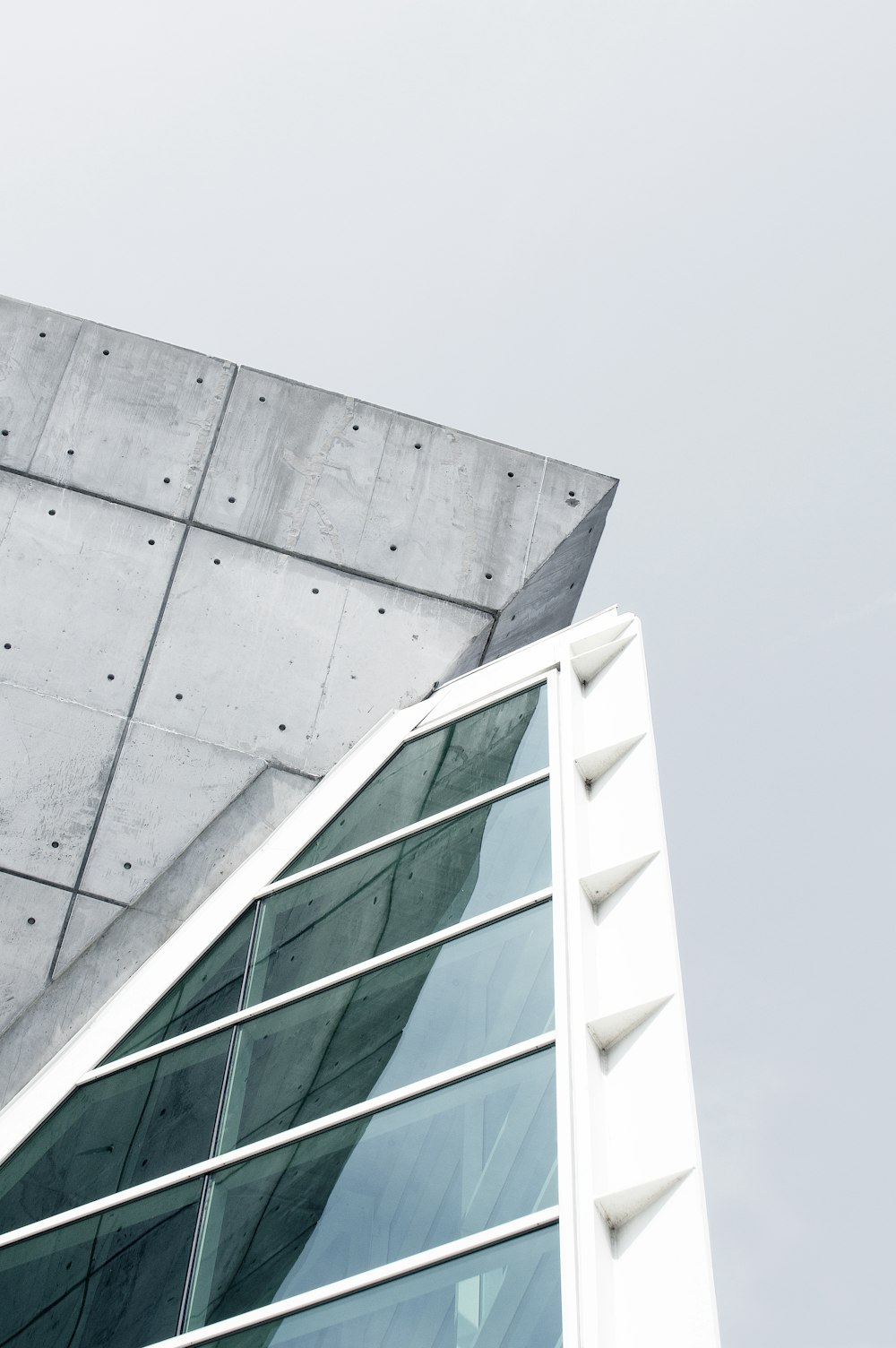 gray and white concrete building